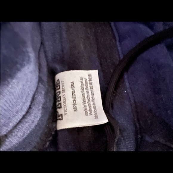 Vs pink Sherpa lined campus pullover skinny joggers short sleeve tee Camo 2018 - Picture 12 of 13